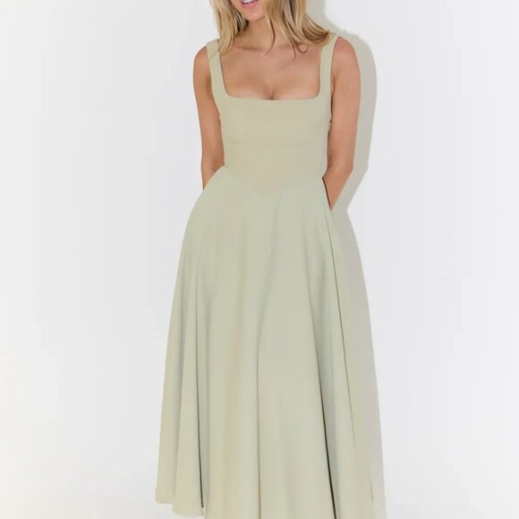 Sofia Classy Midi Dress - Picture 1 of 5